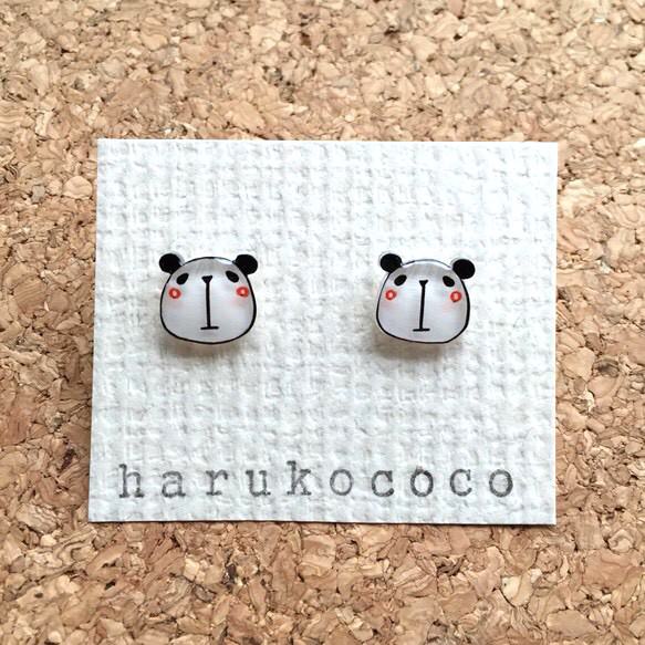 ゆるキャラ風のパンダのピアス harukococo♡